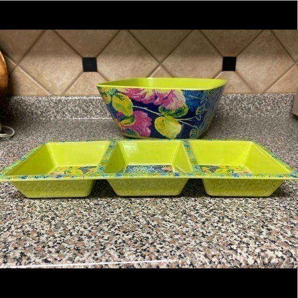 Tommy Bahama Melamine 2 piece Serving Set - Picture 2 of 6